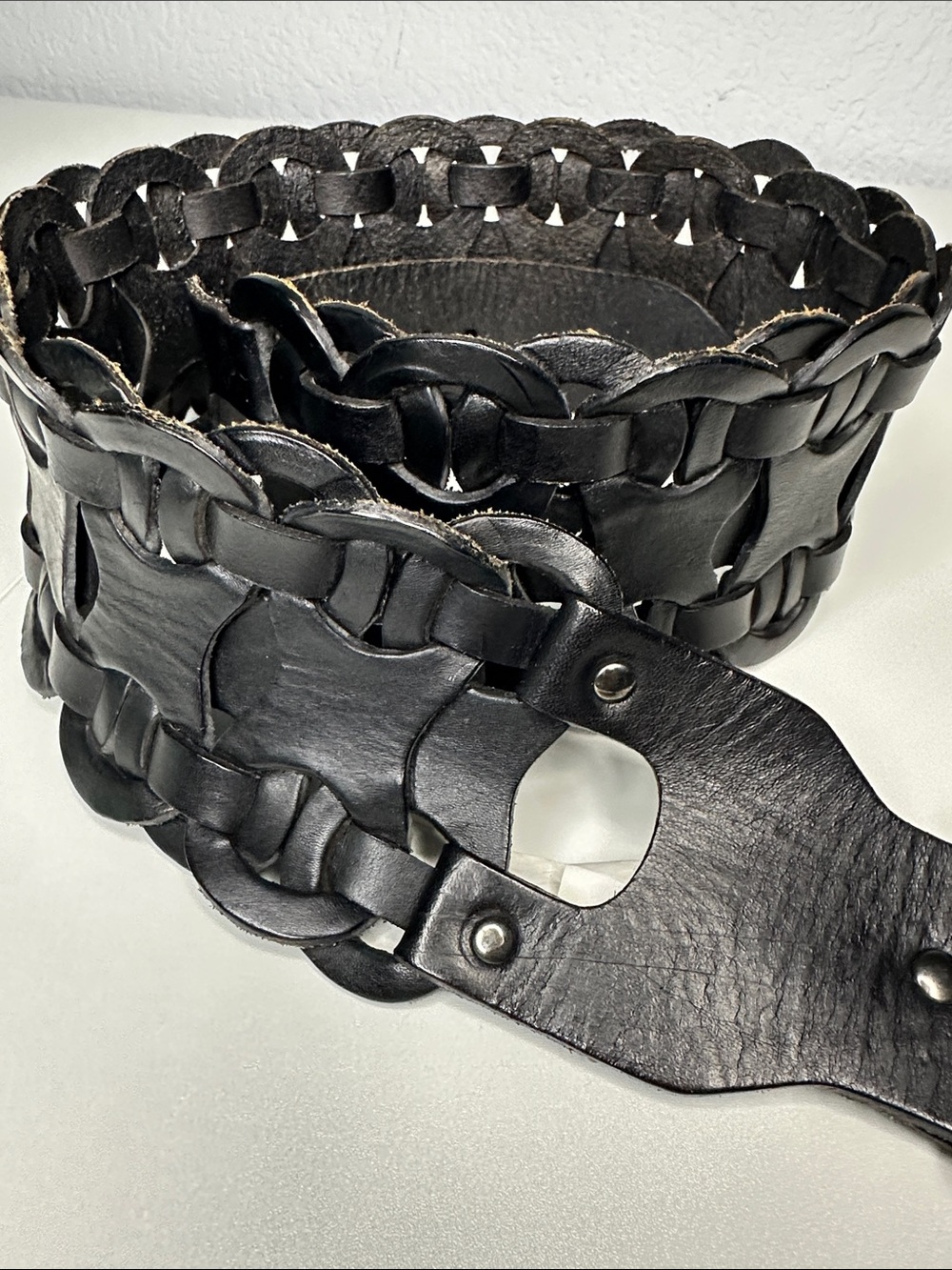 Women’s Black Wide Braided Woven Genuine Leather Belt - Picture 2 of 8